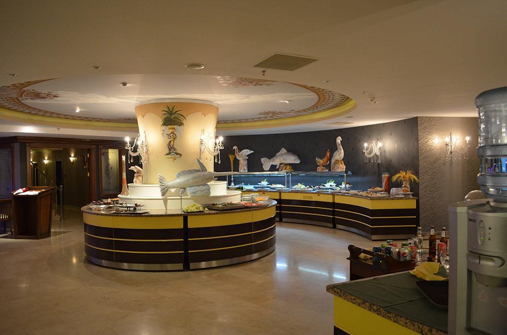 Lamos Resort Hotel & Convention Center Kumkuyu Esterno foto