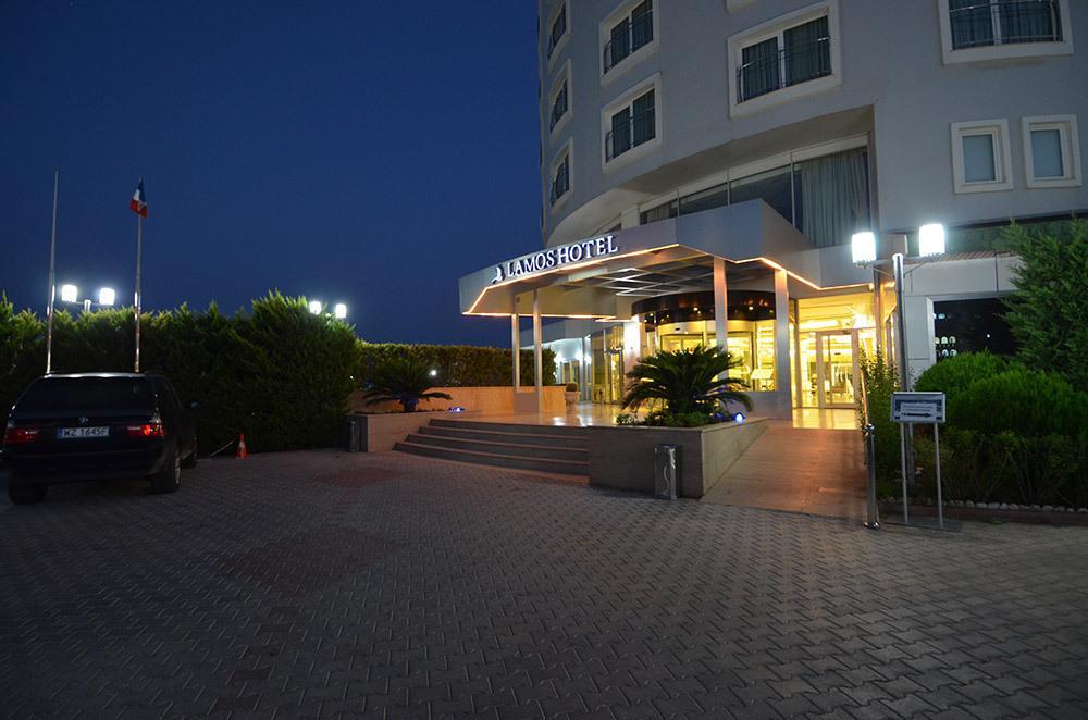 Lamos Resort Hotel & Convention Center Kumkuyu Esterno foto