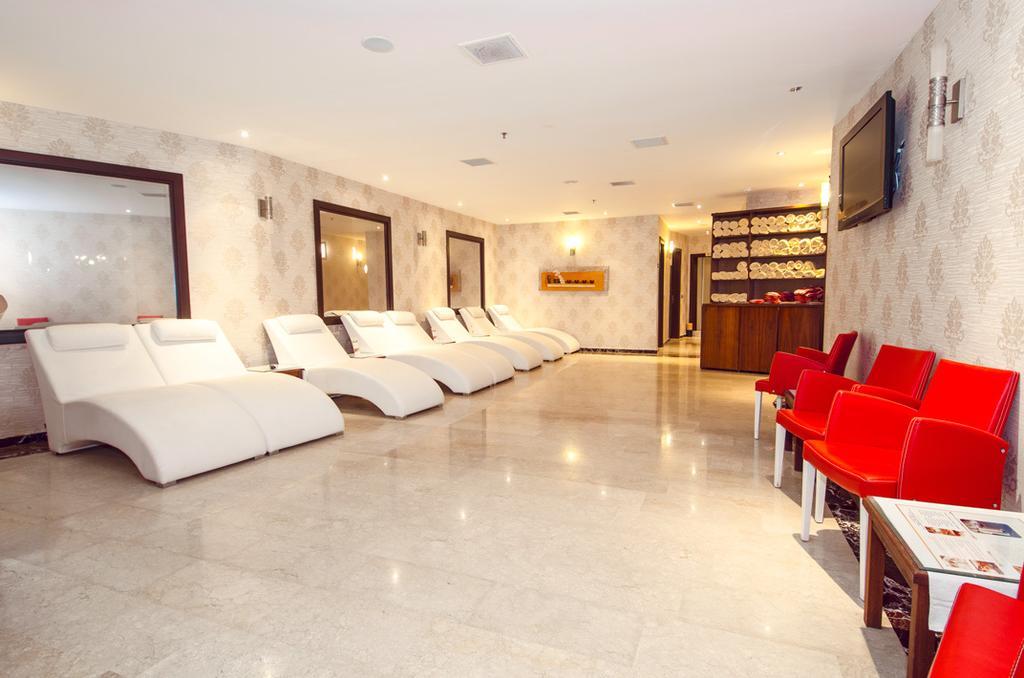 Lamos Resort Hotel & Convention Center Kumkuyu Esterno foto