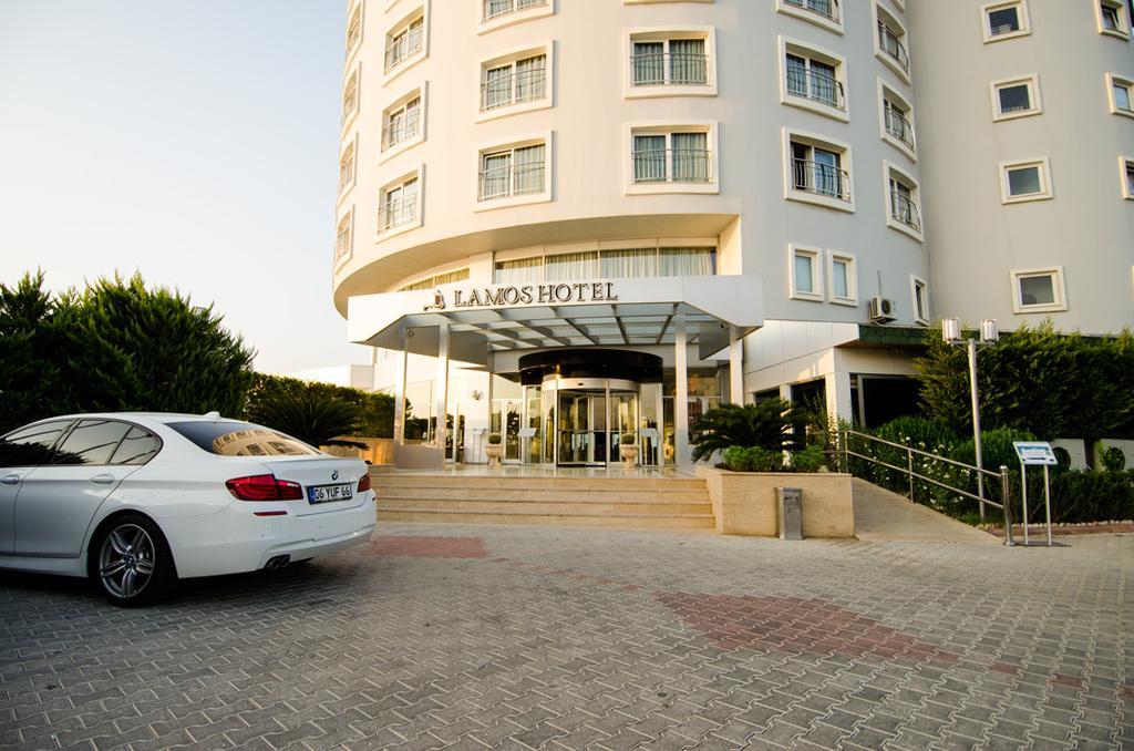Lamos Resort Hotel & Convention Center Kumkuyu Esterno foto