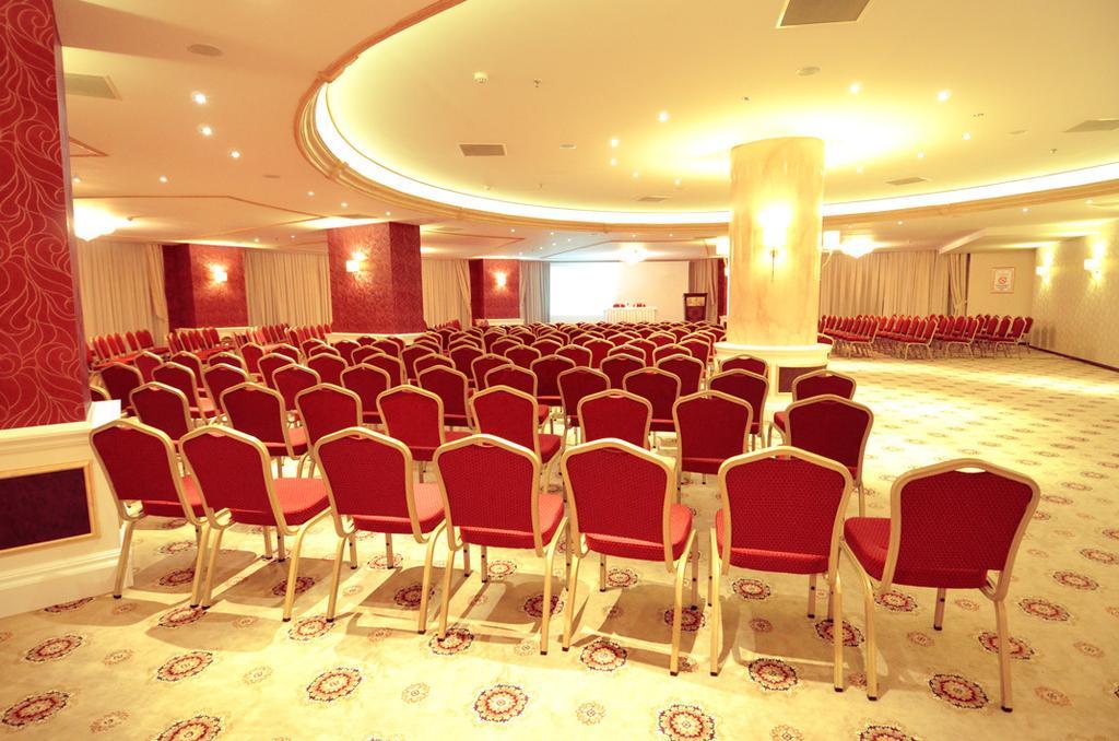 Lamos Resort Hotel & Convention Center Kumkuyu Esterno foto